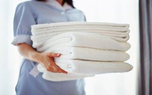 Giặt và bảo quản khăn khách sạn